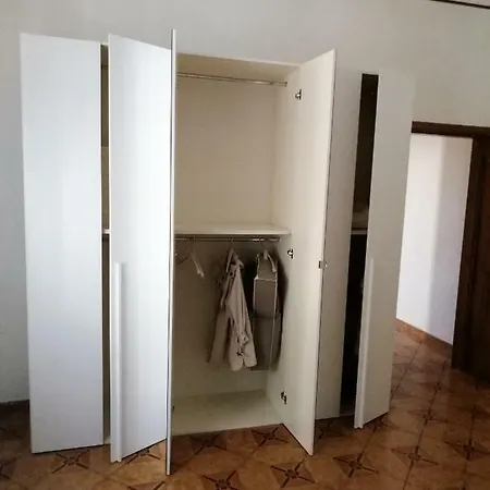 St. Joseph 's Suite011015-lt-1440 *